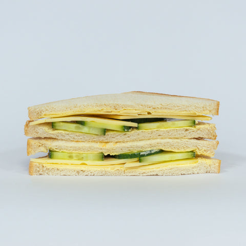 Cheese & Cucumber Sandwich (v)