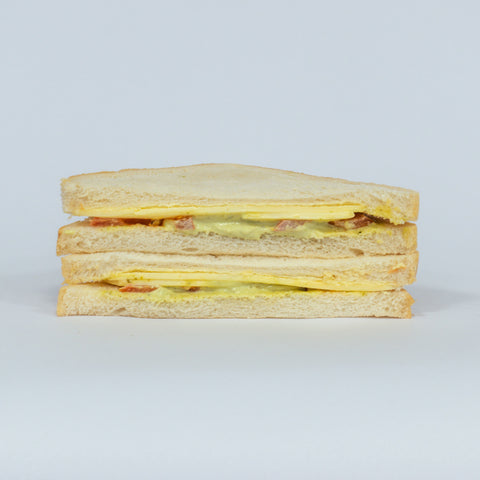 Pesto, Cheese & Tomato Sandwich (v)