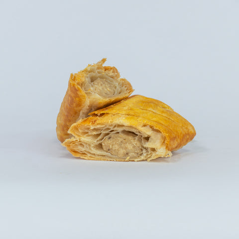 Vegan Based Sausage Roll (v)