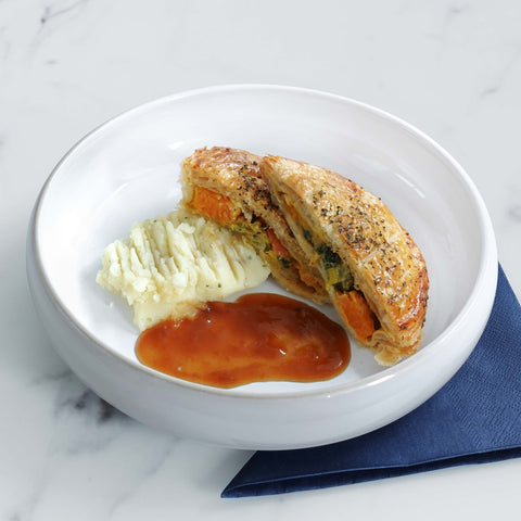 Vegetable & Leek Pie with Mash (v)